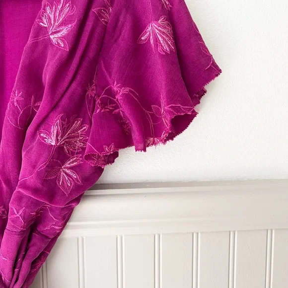 🌺 Cleobella Anthropologie Size XS Magenta Pink Floral Wrap Mini Dress - Picture 3 of 12